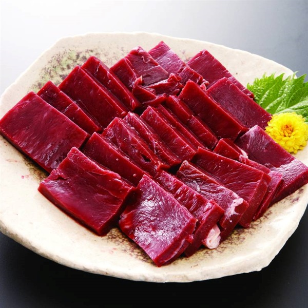 鯨ハツ刺身用 約1kg